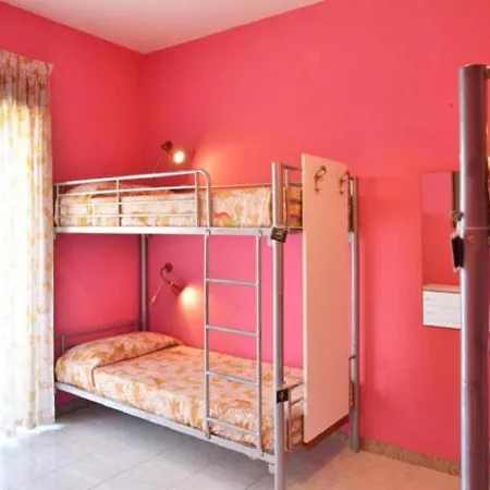 Gianni House Backpackers Giardini Naxos