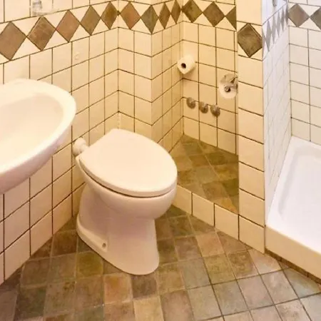 Gianni House Backpackers * Giardini Naxos