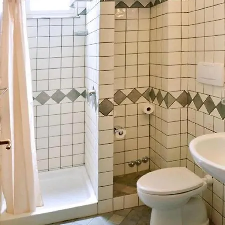 Gianni House Backpackers Hostel Giardini Naxos