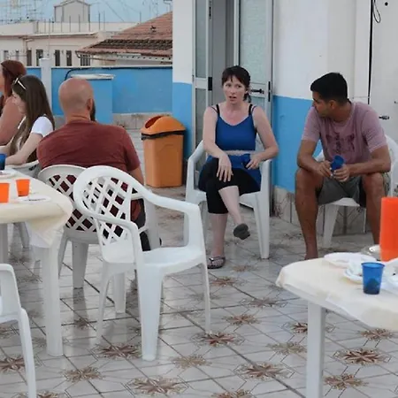 Hostel Gianni House Backpackers