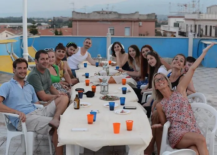 Хостел Gianni House Backpackers