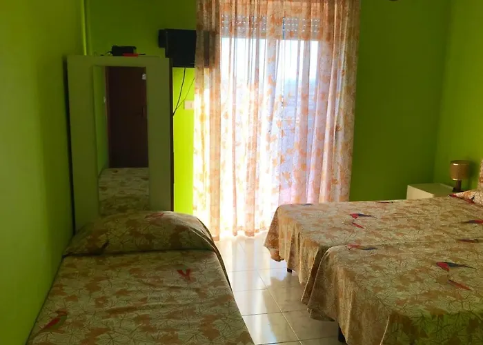 Gianni House Backpackers * Джардини-Наксос